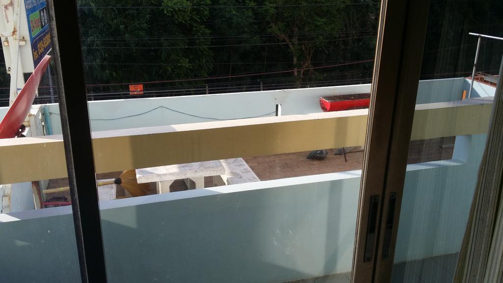 Parfun Guesthouse Ban Nai Rai Luaran gambar
